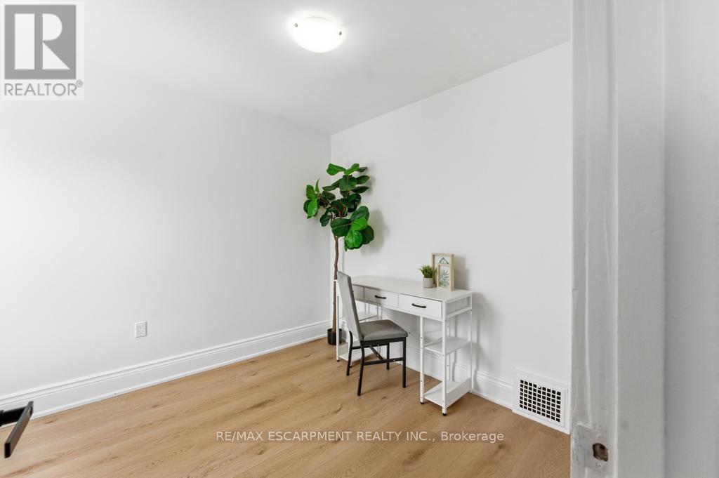 63 Argyle Avenue, Hamilton, Ontario  L8H 2S8 - Photo 16 - X12868132