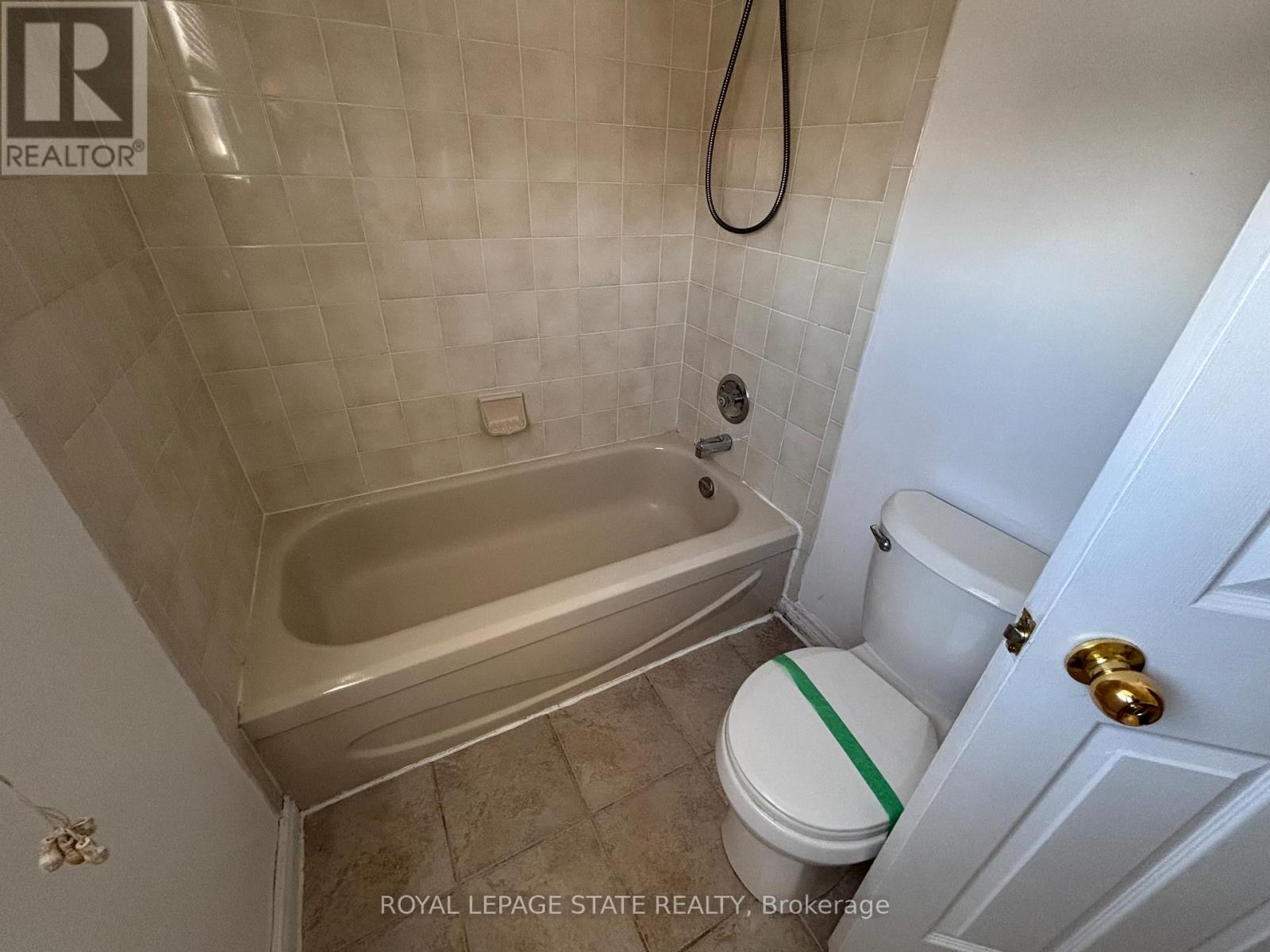 15 Strada Boulevard, St. Catharines, Ontario  L2S 3L6 - Photo 23 - X12868134