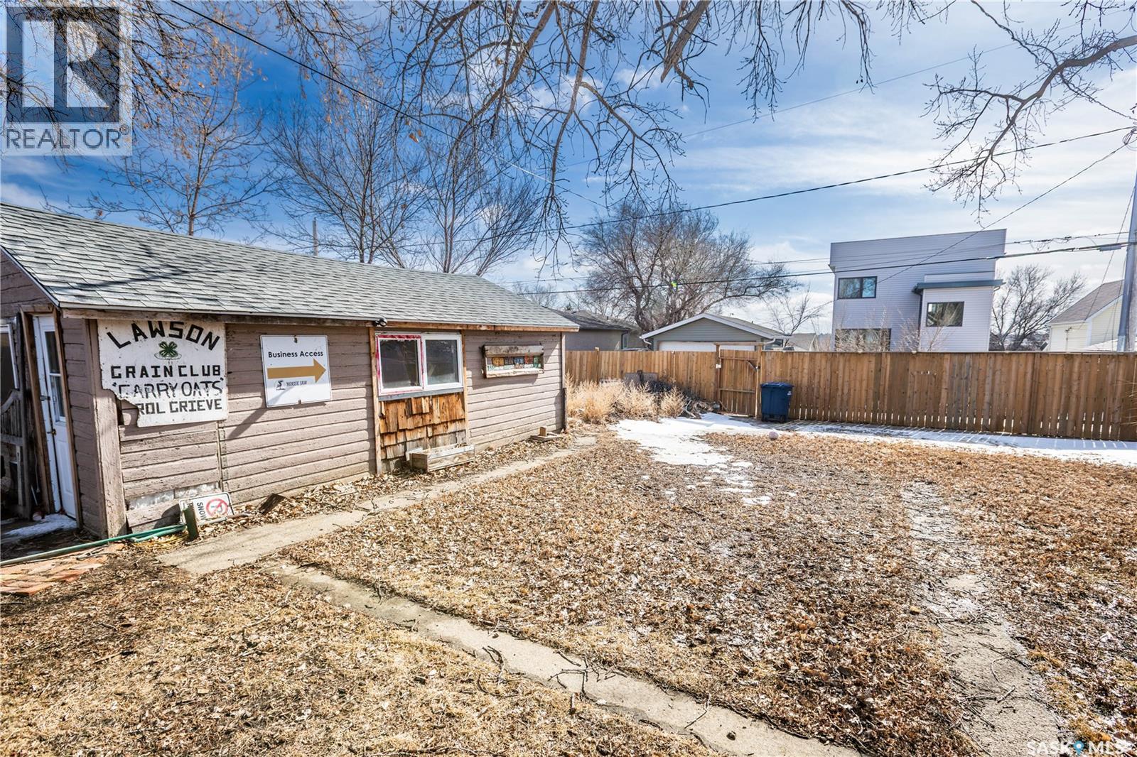 1021 Caribou Street W, Moose Jaw, Saskatchewan  S6H 2L6 - Photo 17 - SK030110