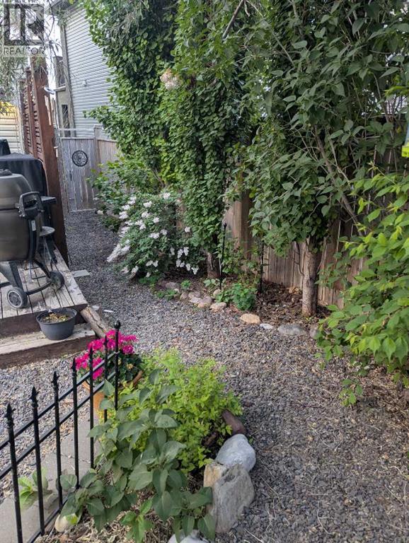 77 Elgin Meadows Manor Se, Calgary, Alberta  T2Z 0S1 - Photo 35 - A2289947