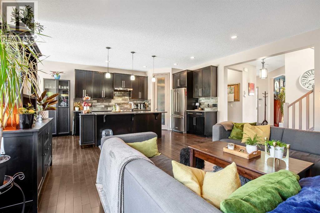 77 Elgin Meadows Manor Se, Calgary, Alberta  T2Z 0S1 - Photo 7 - A2289947