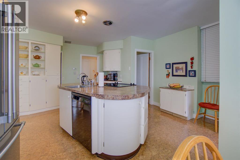 4312 2 Street W, Claresholm, Alberta  T0L 0T0 - Photo 13 - A2290718