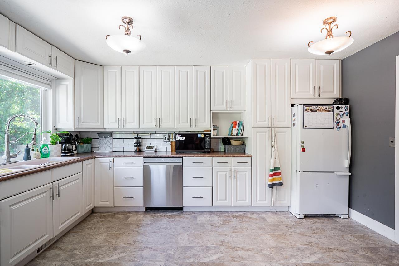 17223 61b Avenue, Surrey, British Columbia  V3S 5M7 - Photo 15 - R3097737