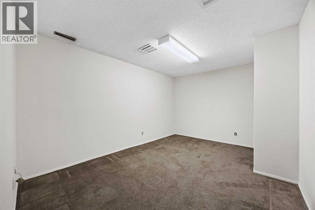 25, 12625 24 Street Sw, Calgary, Alberta  T2W 4B1 - Photo 33 - A2292017