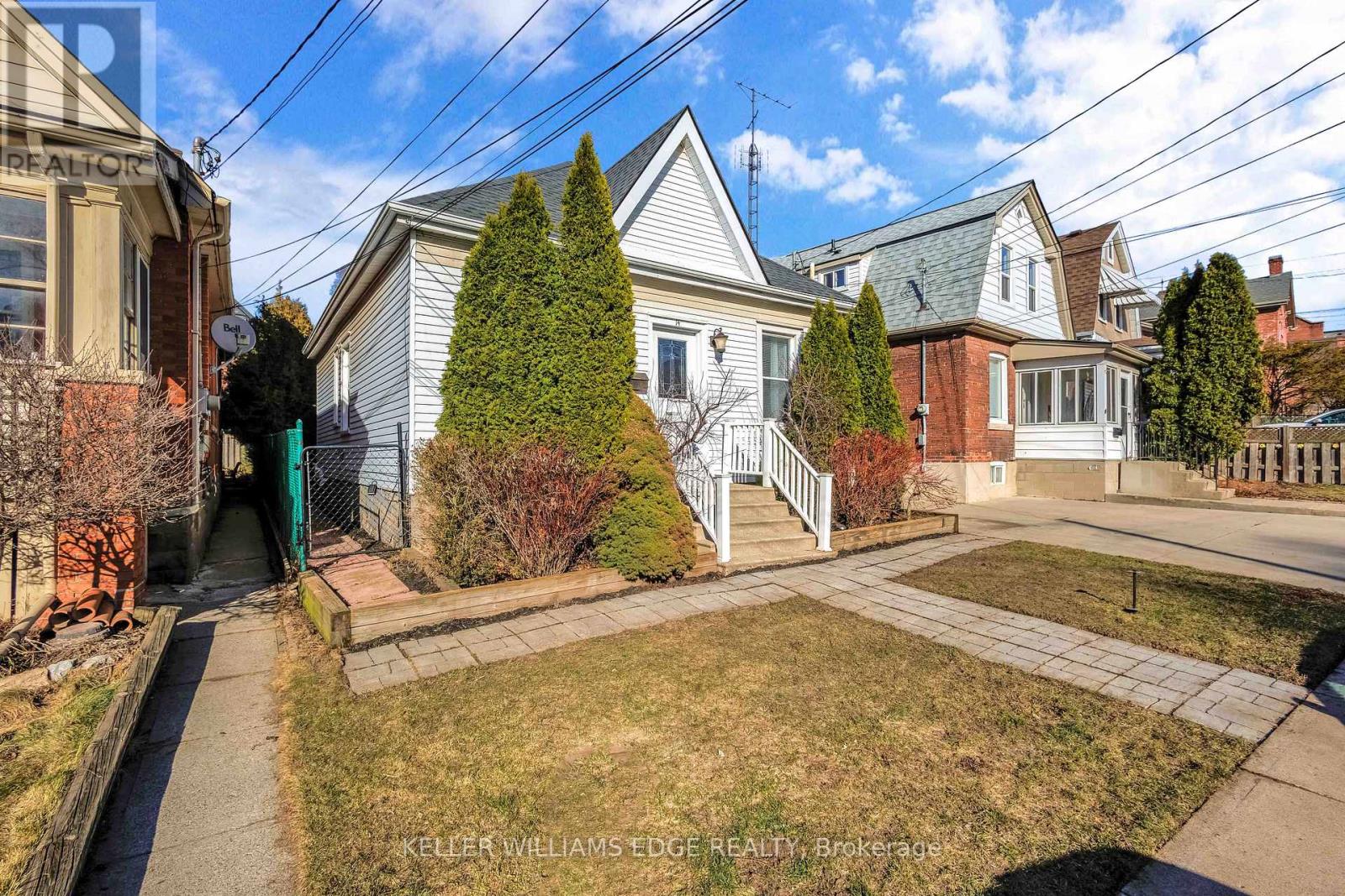 14 Baker Street, Hamilton (Strathcona), Ontario  L8R 1V3 - Photo 5 - X12800672