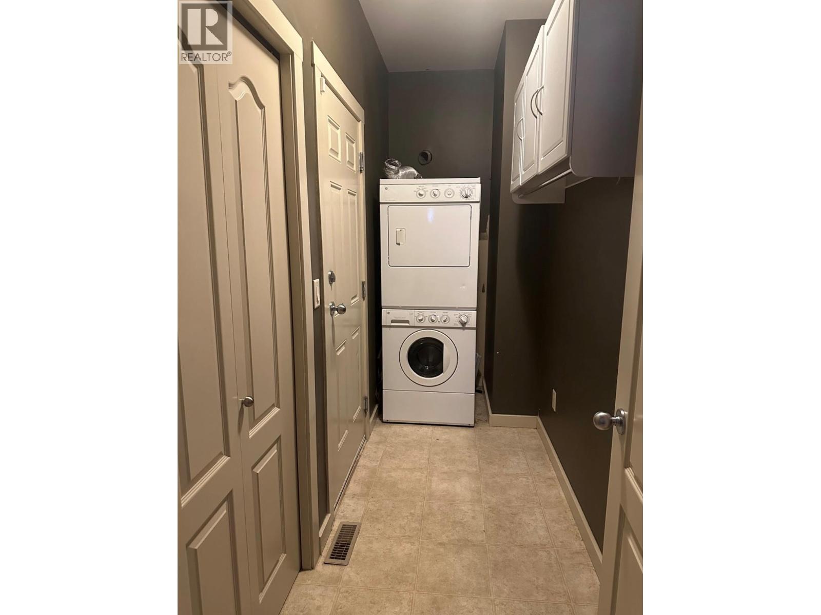 1013 Mt. Atkinson Place, Vernon, British Columbia  V1B 3Z2 - Photo 12 - 10378581