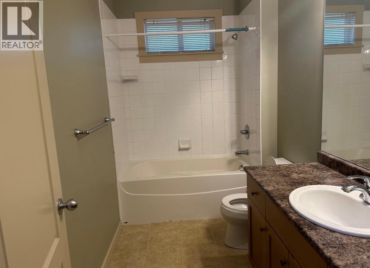 1013 Mt. Atkinson Place, Vernon, British Columbia  V1B 3Z2 - Photo 9 - 10378581