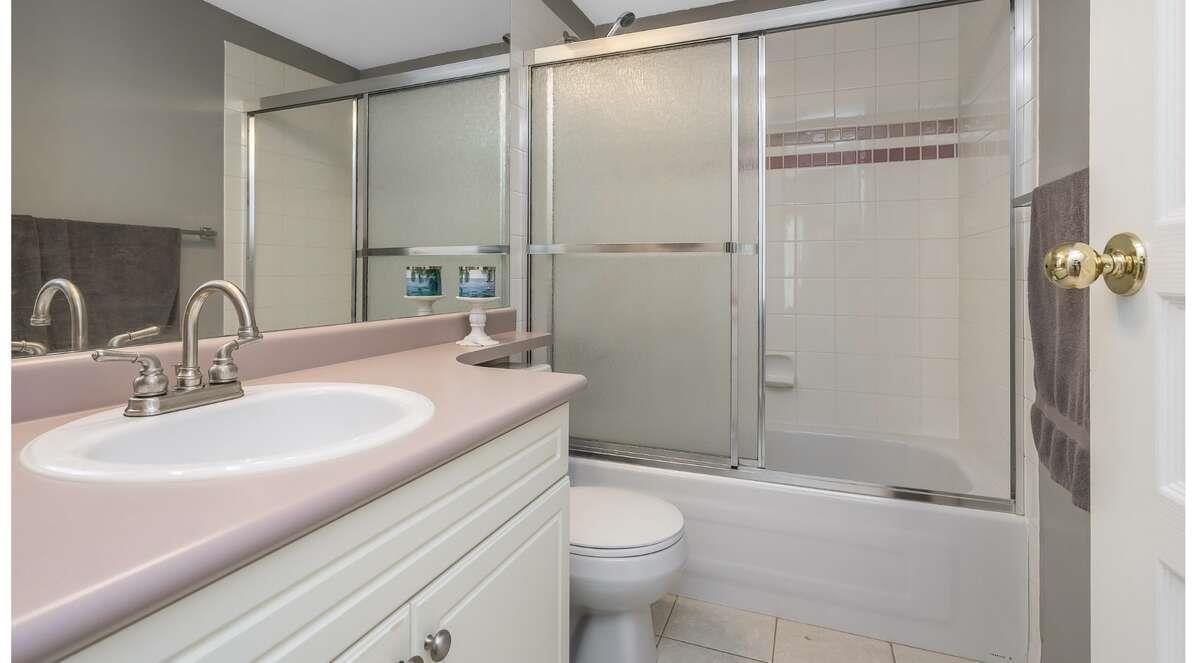 210 20177 54a Avenue, Langley, British Columbia  V3A 3W6 - Photo 27 - R3098320