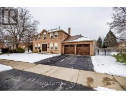 81 BURGBY AVENUE, Brampton, Ontario
