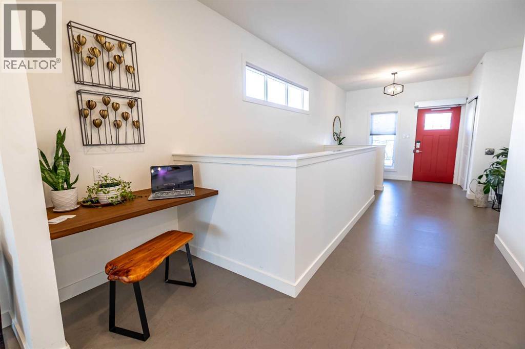 108 Gateway Mews S, Lethbridge, Alberta  T1K 5S2 - Photo 4 - A2291457