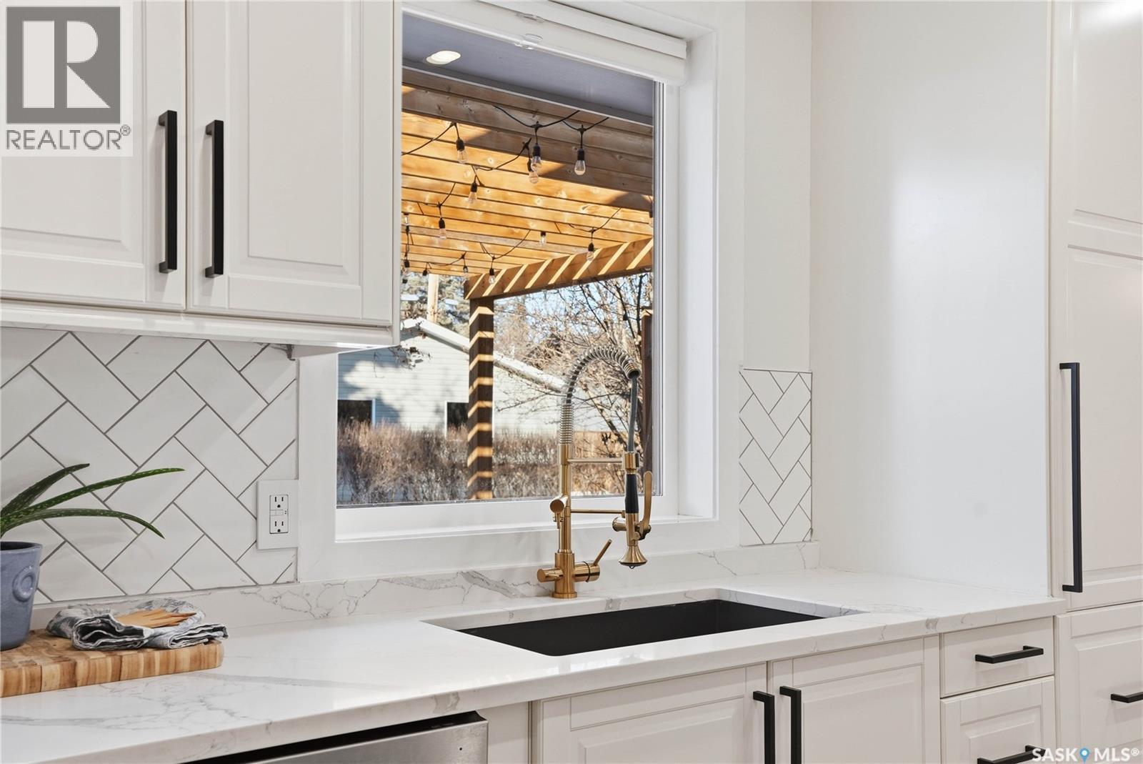 1033 9th Street E, Saskatoon, Saskatchewan  S7H 0N3 - Photo 17 - SK030064