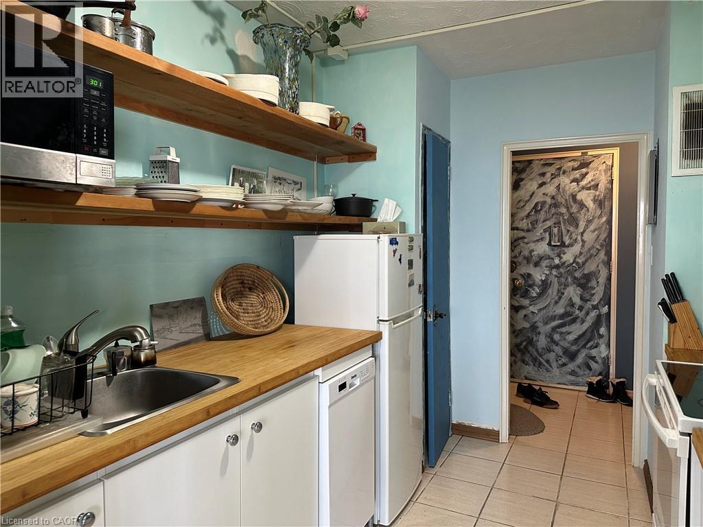 45 Westmount Road N Unit# 703, Waterloo, Ontario  N2L 2R3 - Photo 22 - 40810782