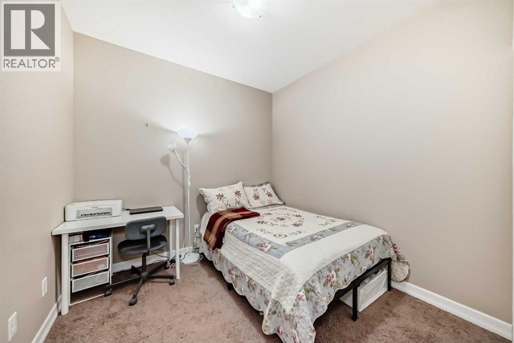301, 117 Copperpond Common Se, Calgary, Alberta  T2Z 5E2 - Photo 10 - A2260840
