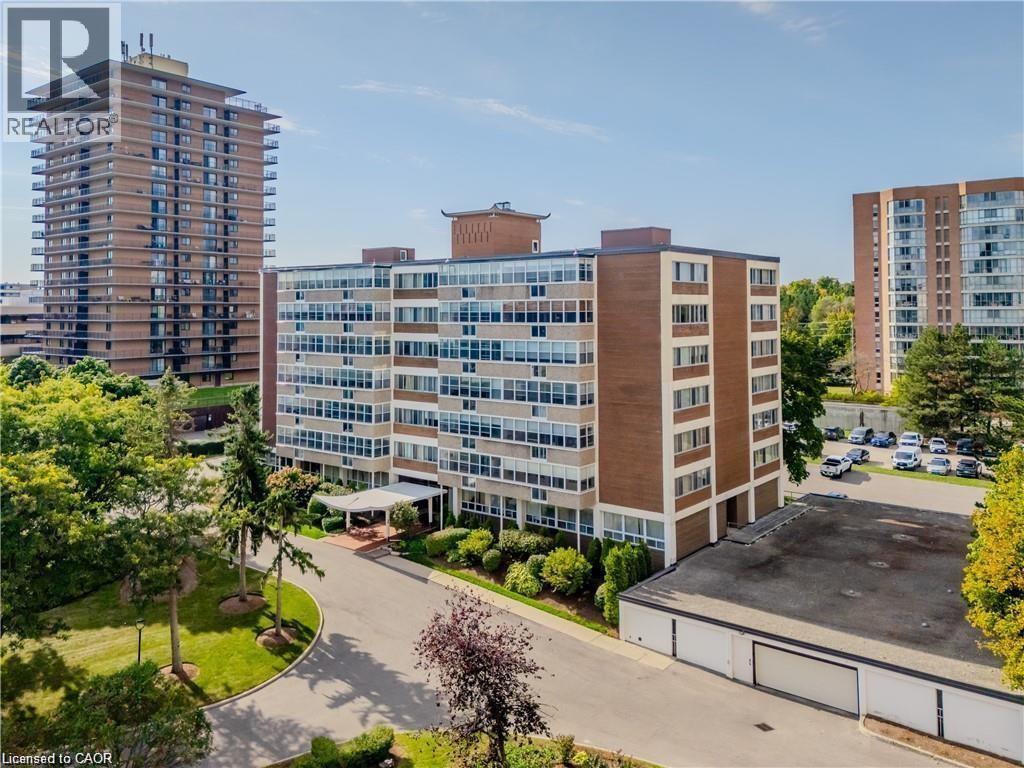 45 Westmount Road N Unit# 703, Waterloo, Ontario  N2L 2R3 - Photo 3 - 40810782