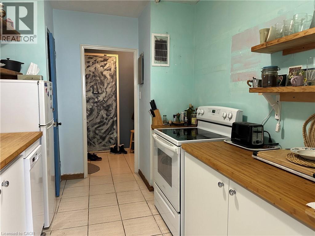 45 Westmount Road N Unit# 703, Waterloo, Ontario  N2L 2R3 - Photo 21 - 40810782