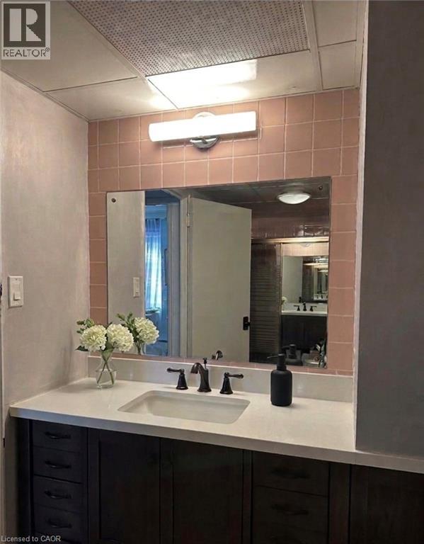 45 Westmount Road N Unit# 703, Waterloo, Ontario  N2L 2R3 - Photo 32 - 40810782