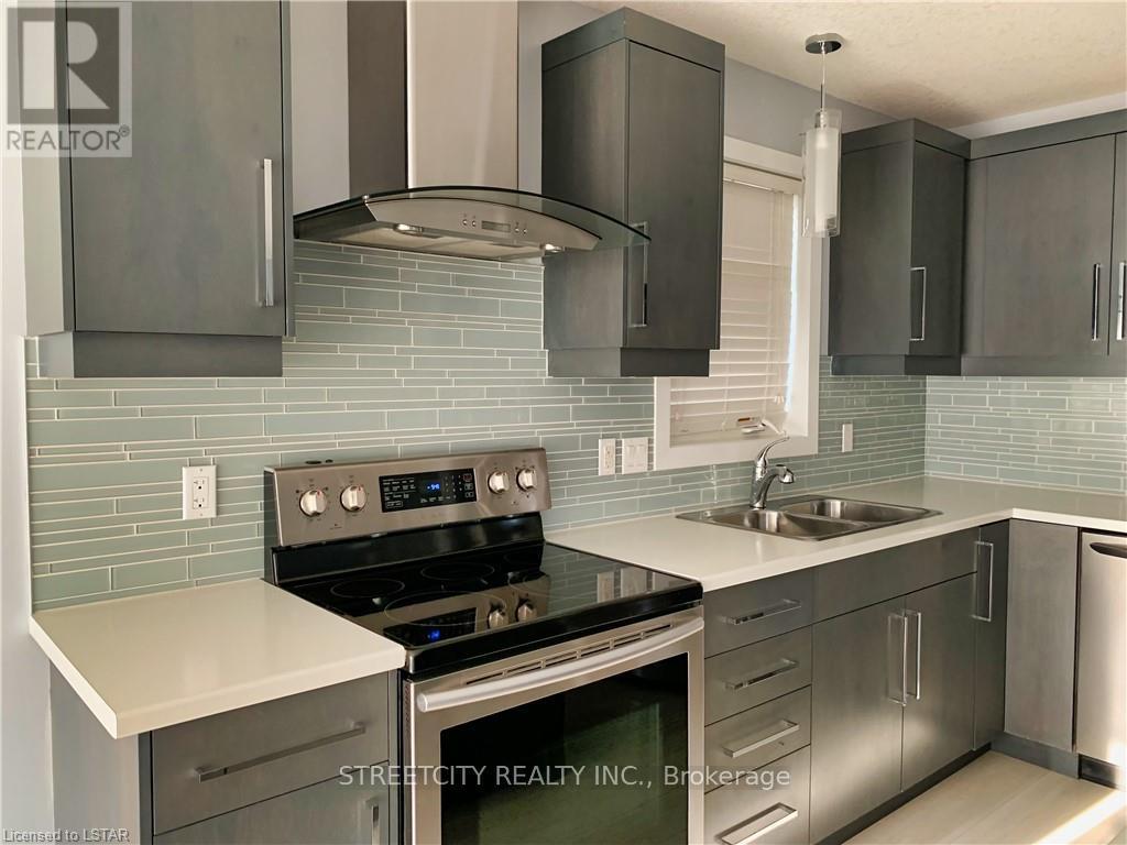 1998 Foxridge Crescent, London North, Ontario  N6G 0L8 - Photo 7 - X12868196