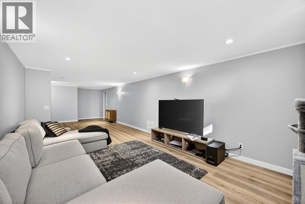 154 Windermere Road Sw, Calgary, Alberta  T3C 3K8 - Photo 23 - A2288937