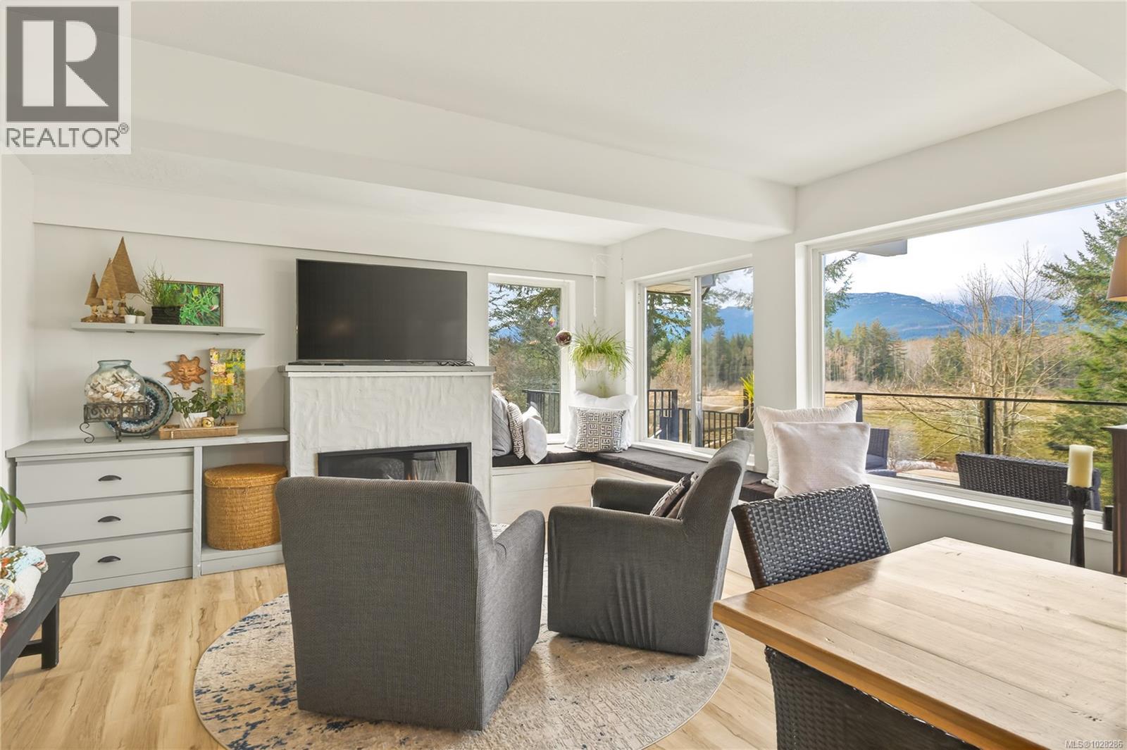 7703 Tozer Rd, Fanny Bay, British Columbia  V0R 1W0 - Photo 26 - 1028286