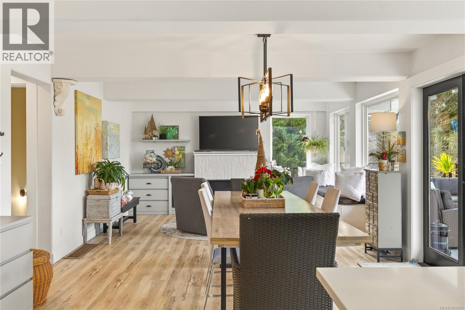 7703 Tozer Rd, Fanny Bay, British Columbia  V0R 1W0 - Photo 15 - 1028286