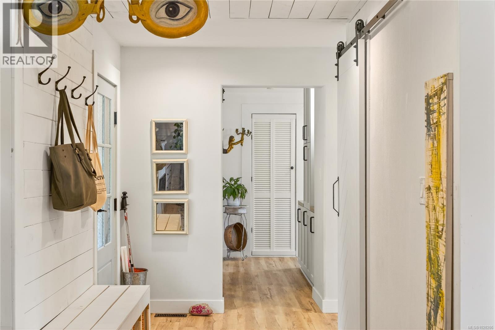 7703 Tozer Rd, Fanny Bay, British Columbia  V0R 1W0 - Photo 5 - 1028286