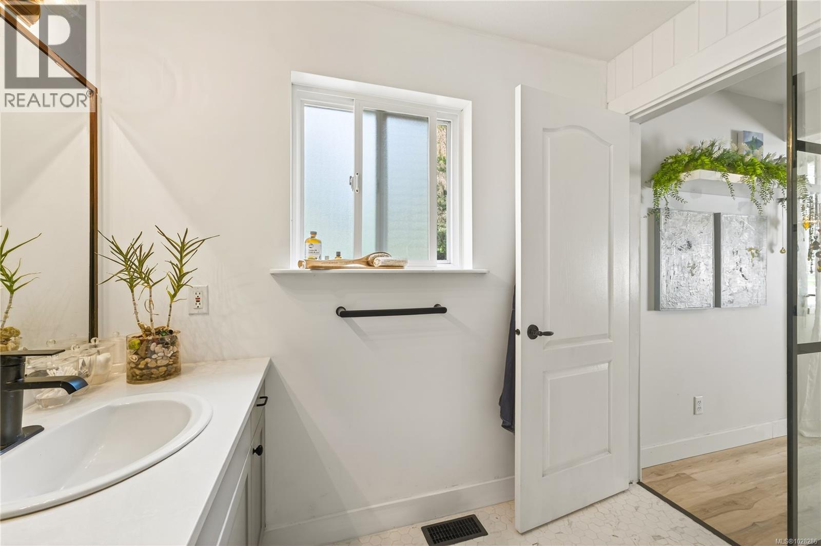 7703 Tozer Rd, Fanny Bay, British Columbia  V0R 1W0 - Photo 62 - 1028286