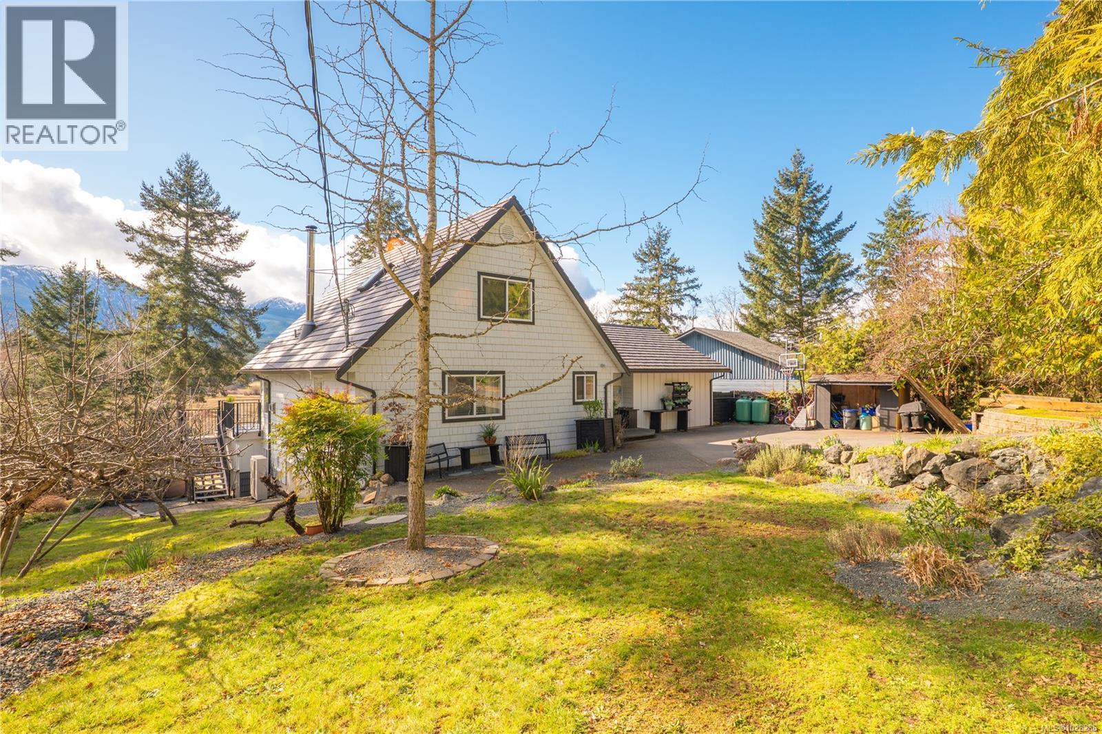 7703 Tozer Rd, Fanny Bay, British Columbia  V0R 1W0 - Photo 41 - 1028286