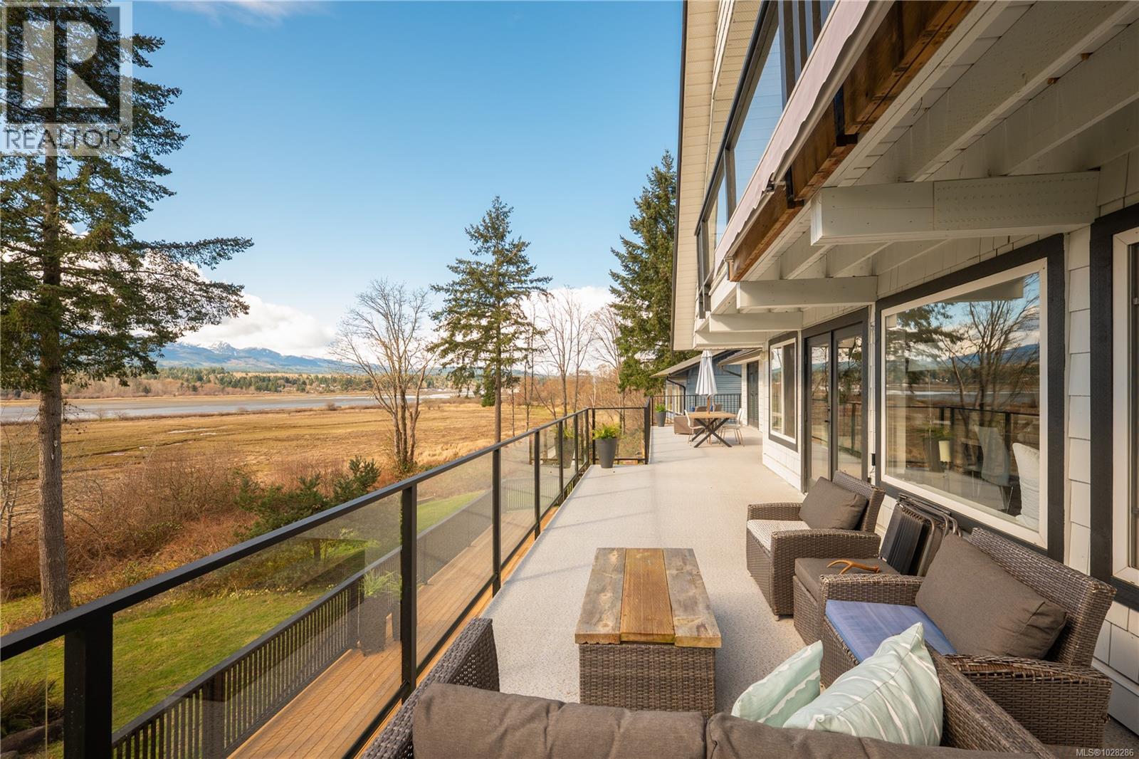 7703 Tozer Rd, Fanny Bay, British Columbia  V0R 1W0 - Photo 49 - 1028286