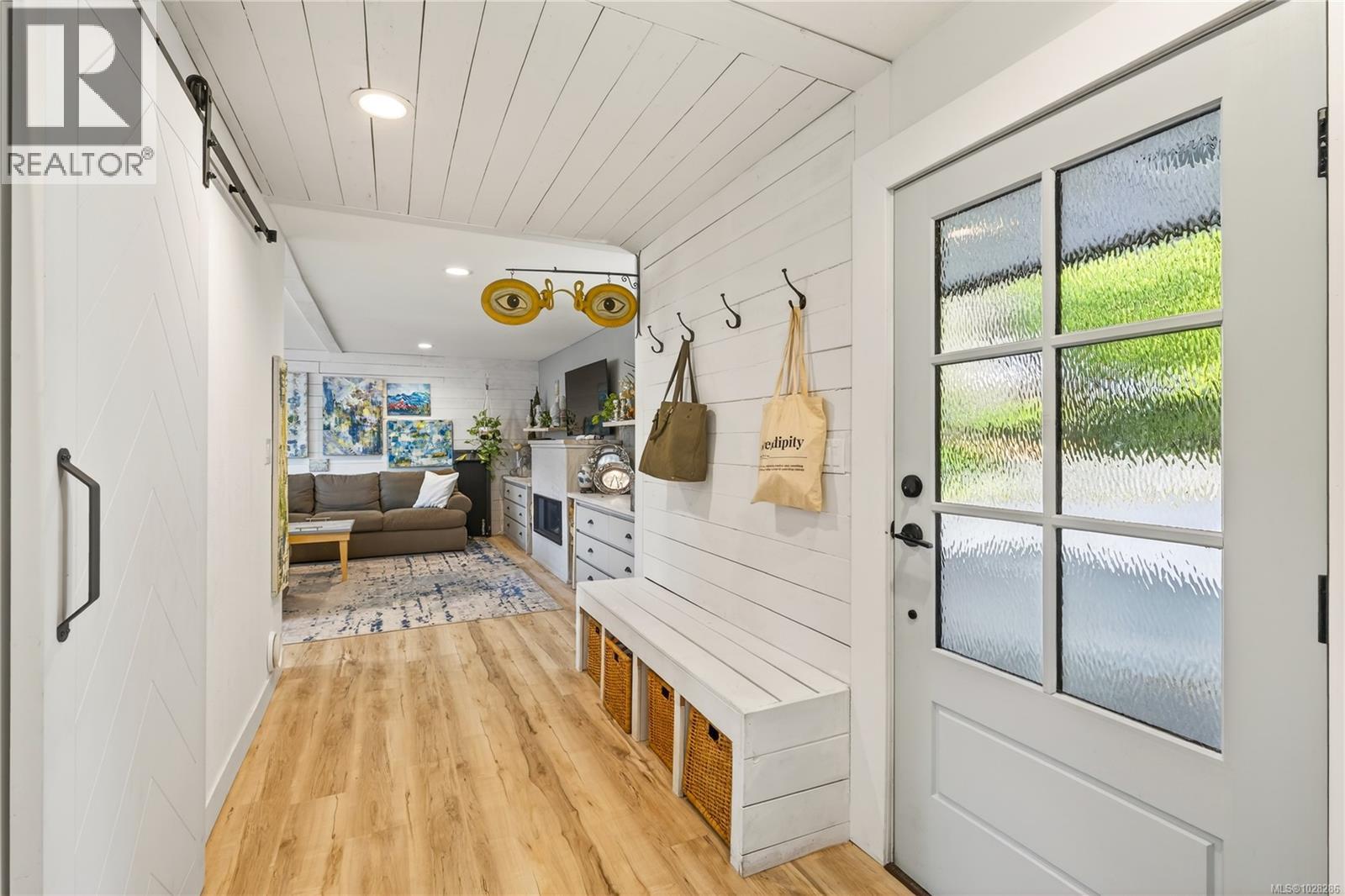 7703 Tozer Rd, Fanny Bay, British Columbia  V0R 1W0 - Photo 4 - 1028286