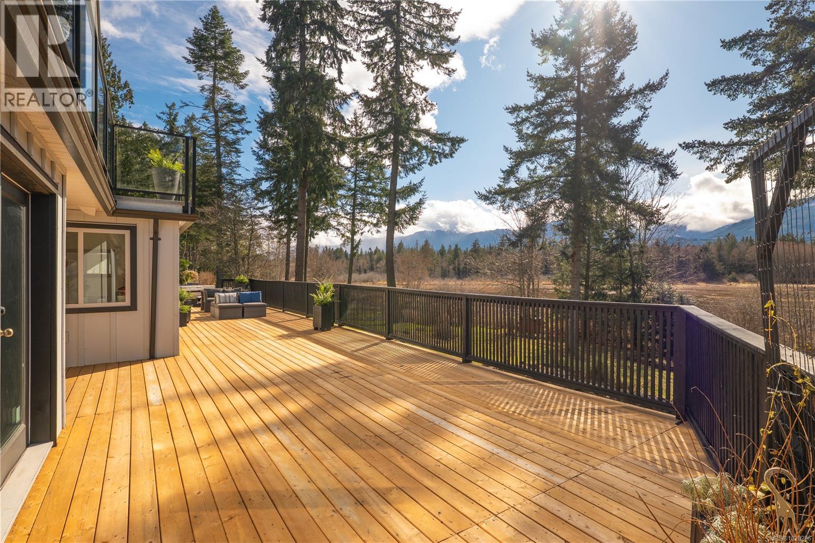 7703 Tozer Rd, Fanny Bay, British Columbia  V0R 1W0 - Photo 94 - 1028286