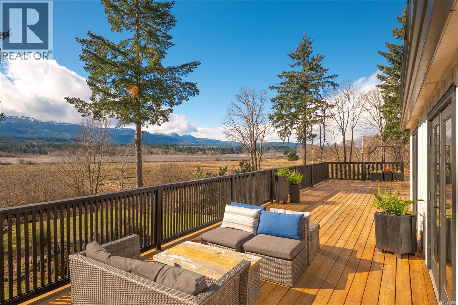 7703 Tozer Rd, Fanny Bay, British Columbia  V0R 1W0 - Photo 96 - 1028286