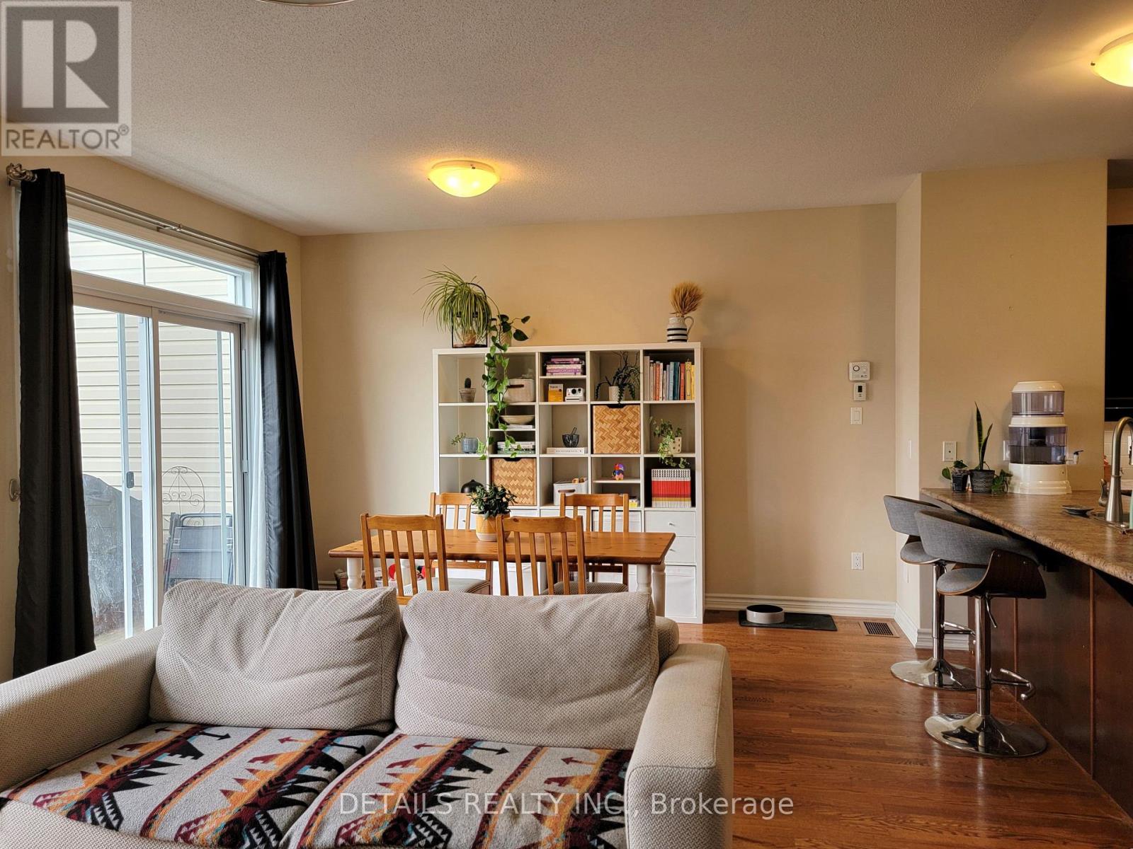 302 Glenbrae Avenue, Ottawa, Ontario  K2W 0B9 - Photo 8 - X12868232