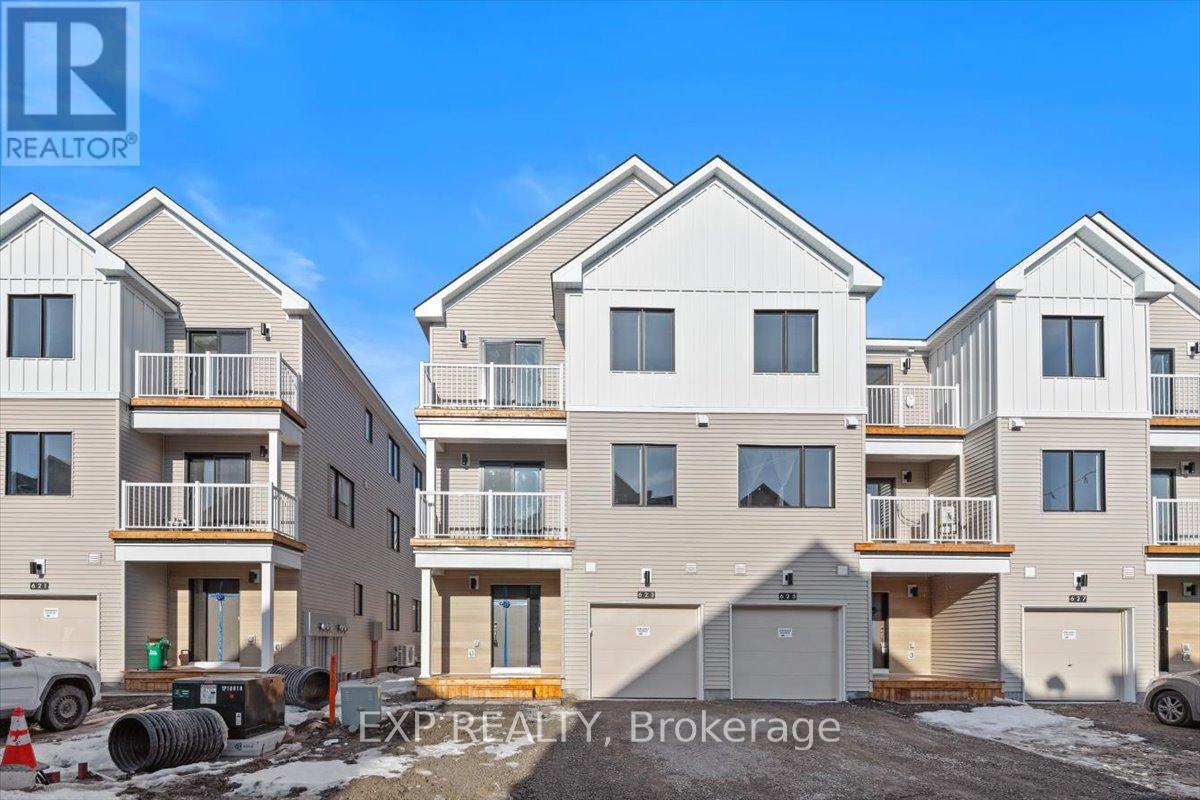 822 DEMULCENT LANE, ottawa, Ontario