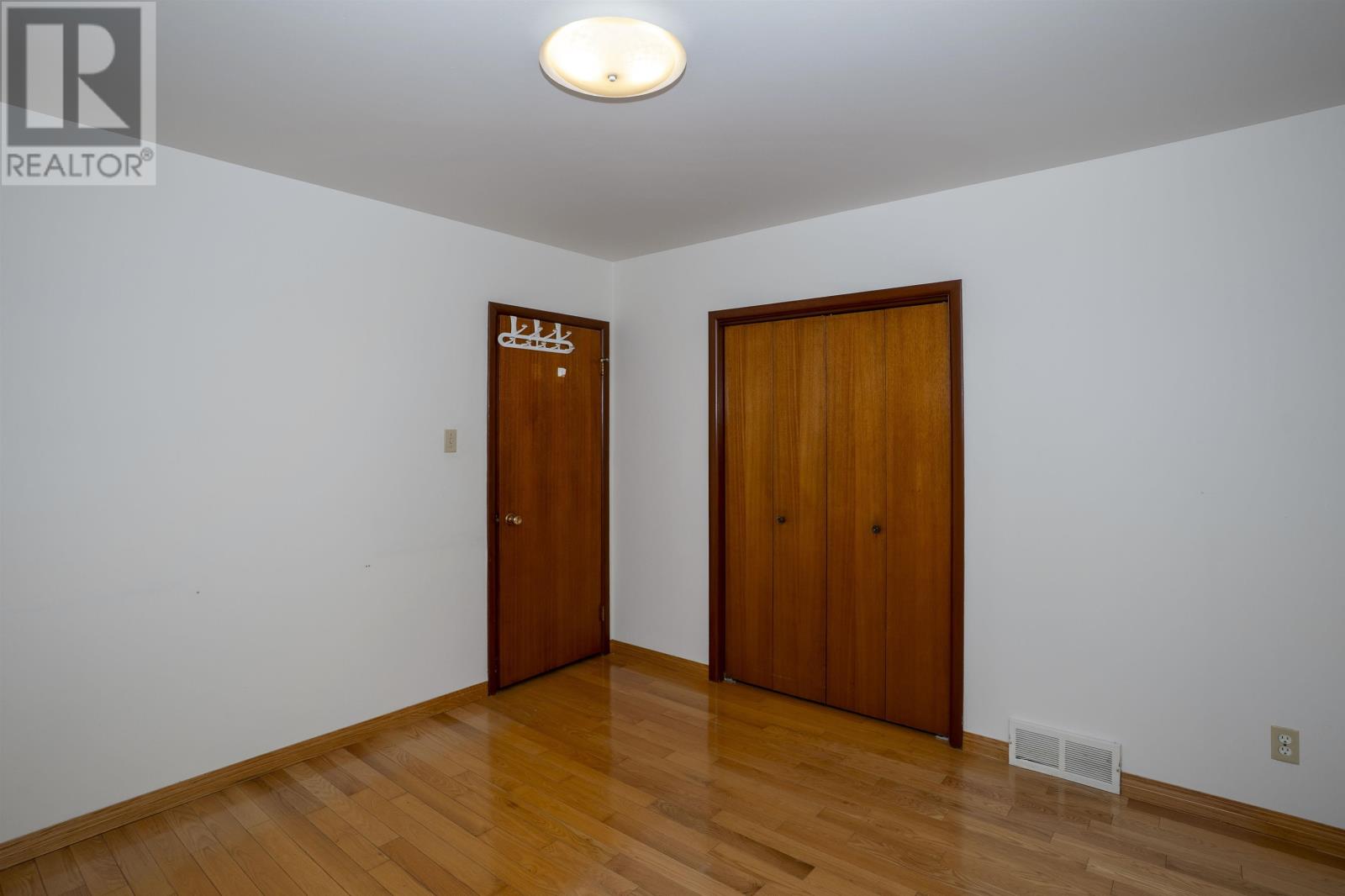 211 Clarkson St S, Thunder Bay, Ontario  P7B 4X1 - Photo 19 - TB2600371