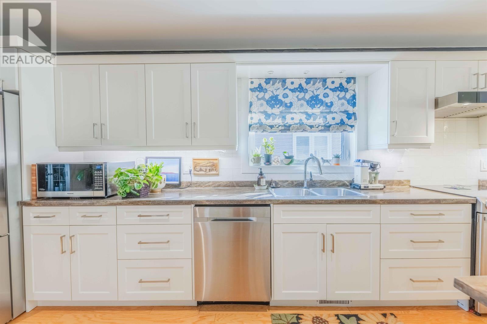 160 Cougar Crs, Thunder Bay, Ontario  P7C 0B8 - Photo 6 - TB2600383