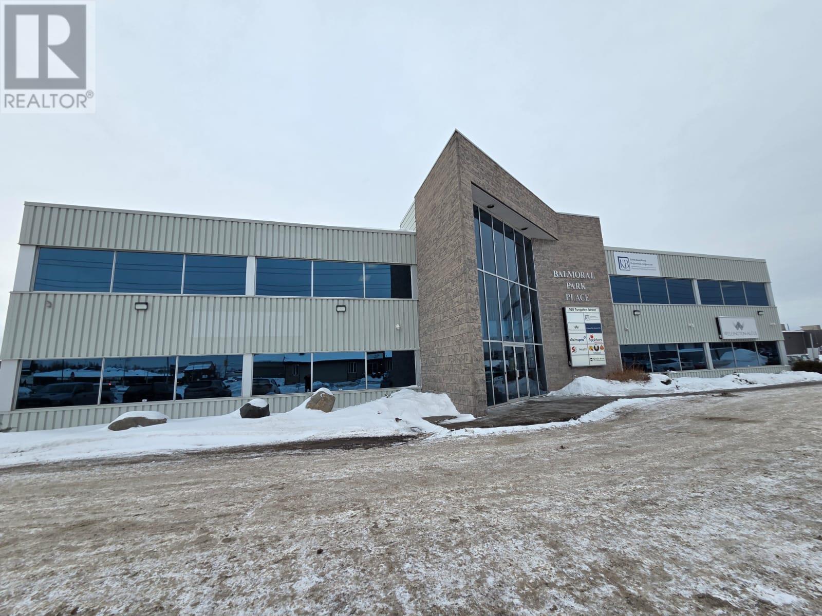 920 Tungsten St, Thunder Bay, Ontario  P7B 5Z6 - Photo 3 - TB2600212