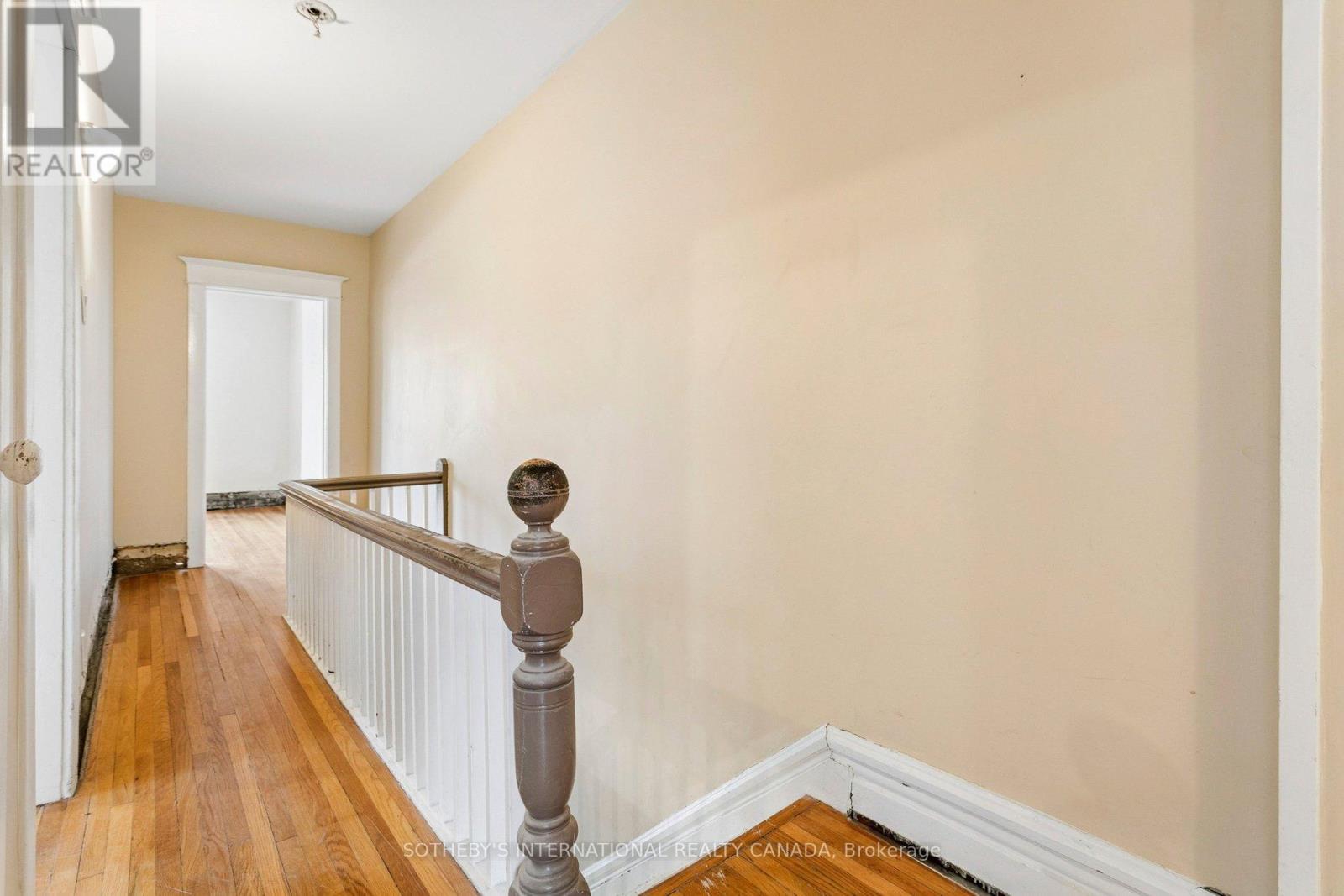 34 Indian Road, Toronto, Ontario  M6R 2T9 - Photo 10 - W12865900