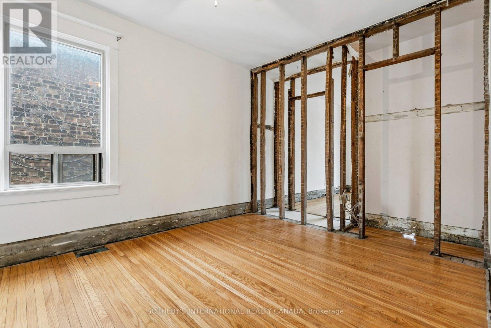 34 Indian Road, Toronto, Ontario  M6R 2T9 - Photo 15 - W12865900