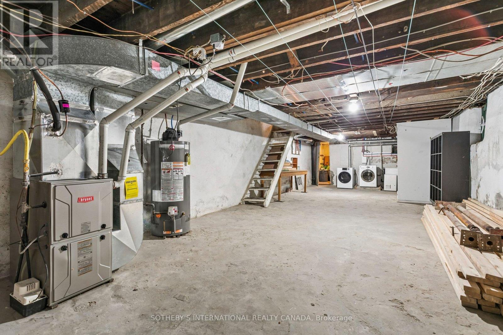 34 Indian Road, Toronto, Ontario  M6R 2T9 - Photo 17 - W12865900