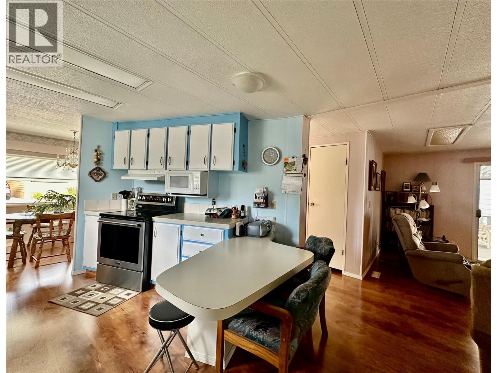 6601 Tucelnuit Drive Unit# 63, Oliver, British Columbia  V0H 1T3 - Photo 8 - 10378600