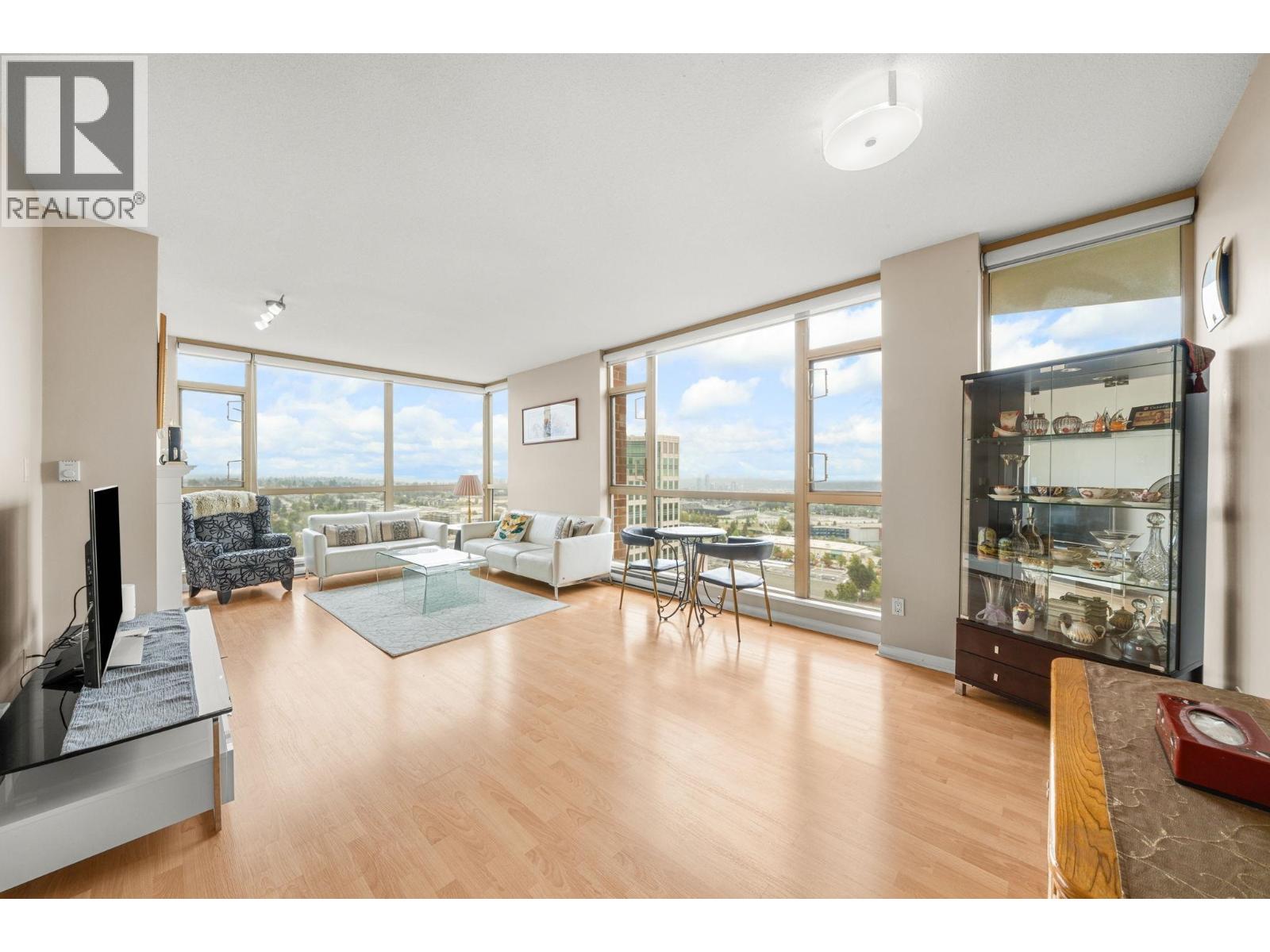 2403 6838 Station Hill Drive, Burnaby, British Columbia  V3N 5A4 - Photo 11 - R3098248