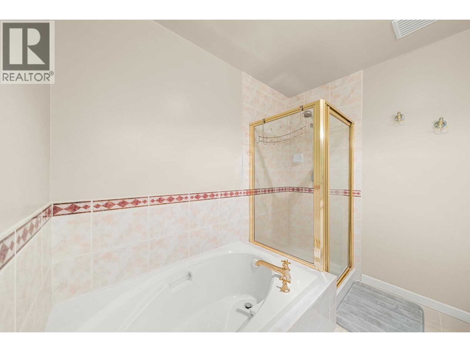 2403 6838 Station Hill Drive, Burnaby, British Columbia  V3N 5A4 - Photo 21 - R3098248