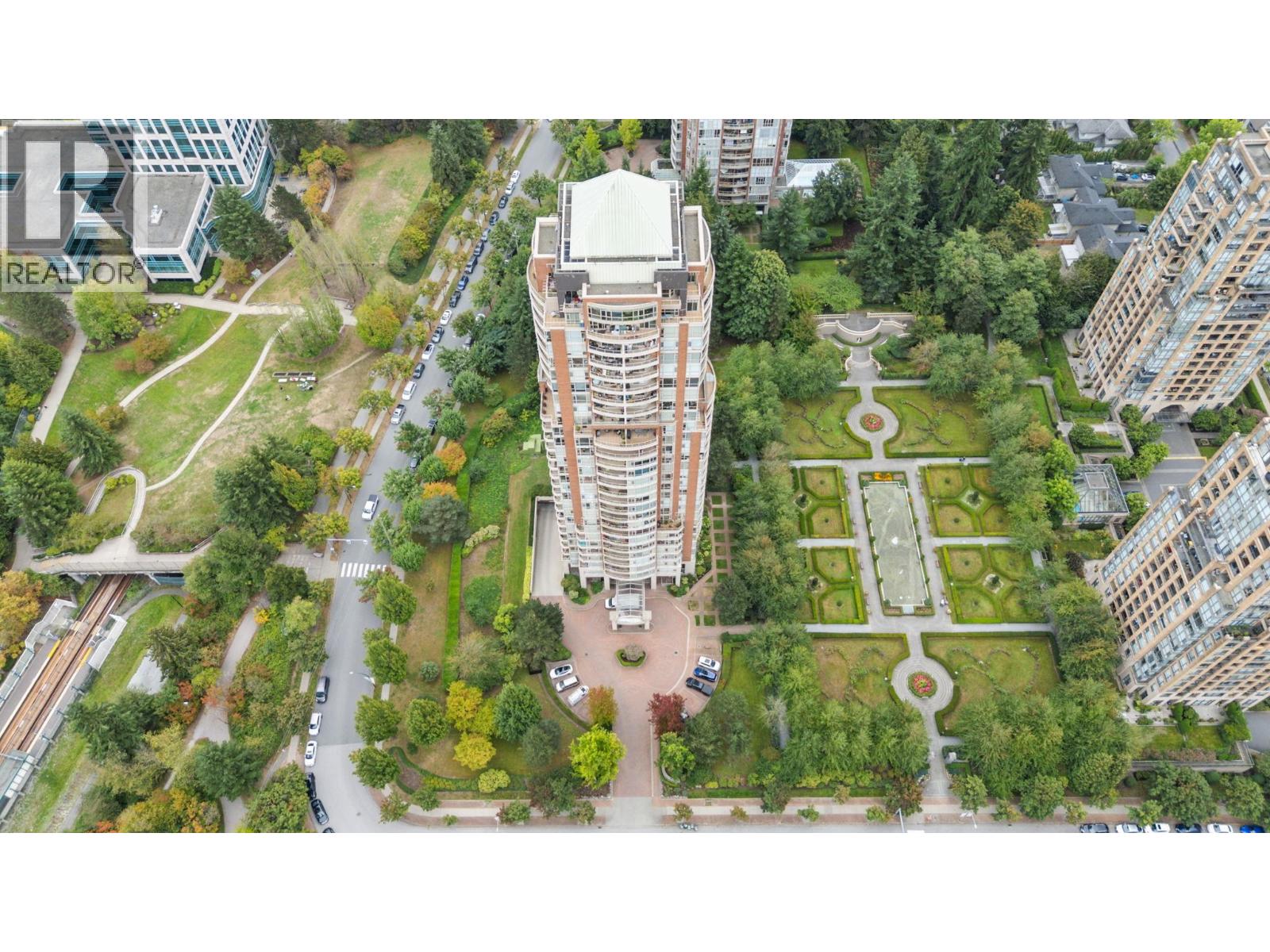 2403 6838 Station Hill Drive, Burnaby, British Columbia  V3N 5A4 - Photo 29 - R3098248