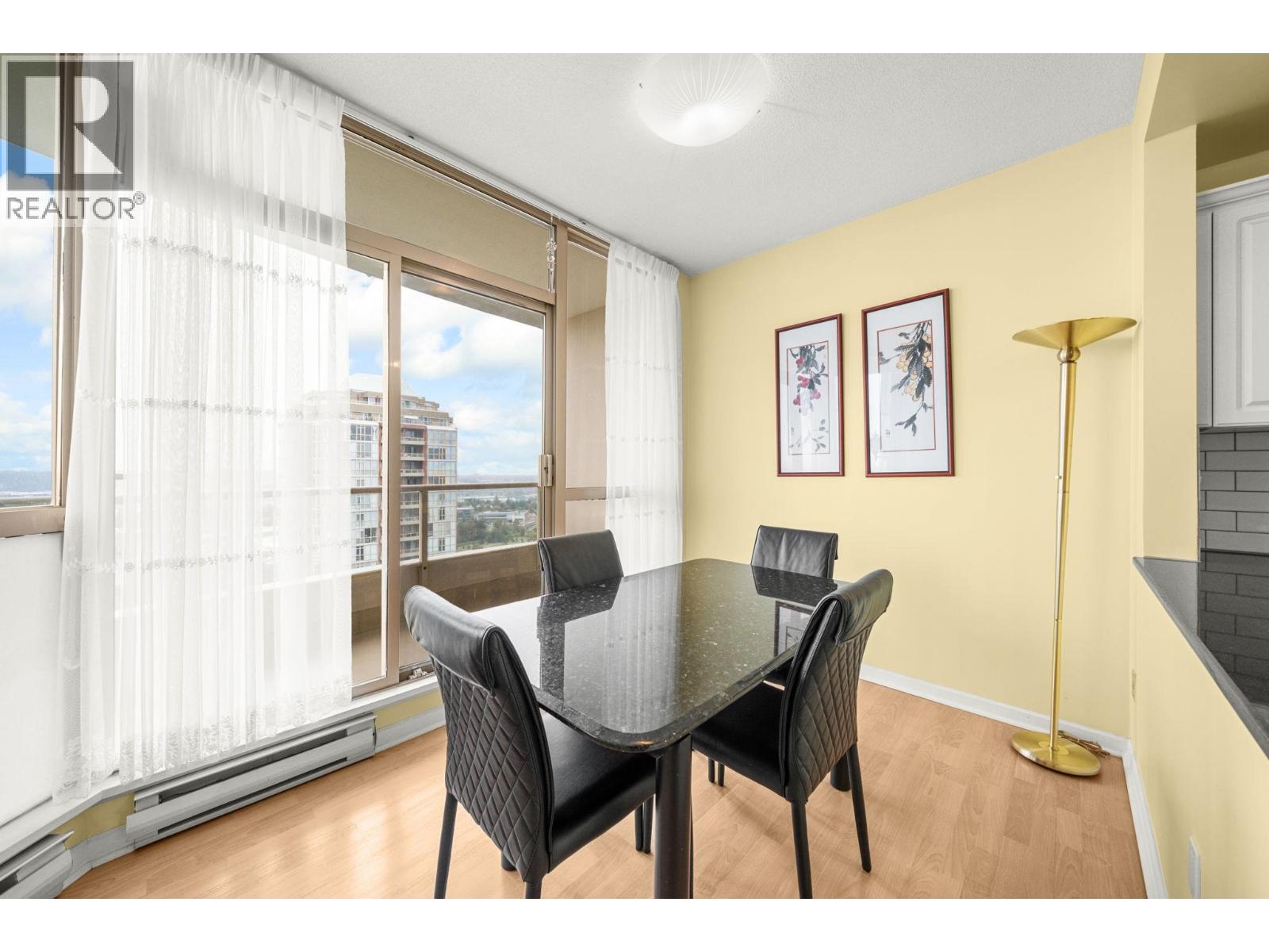 2403 6838 Station Hill Drive, Burnaby, British Columbia  V3N 5A4 - Photo 5 - R3098248