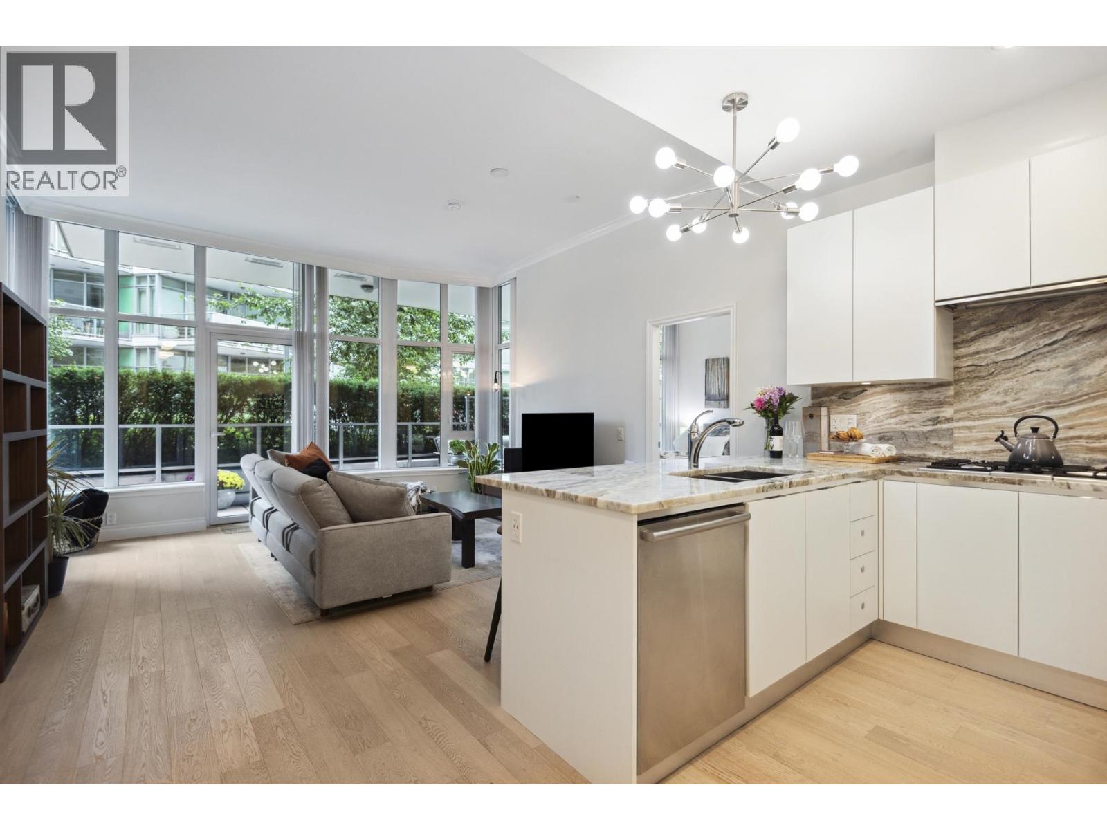 112 185 Victory Ship Way, North Vancouver, British Columbia  V7L 0G2 - Photo 2 - R3098286