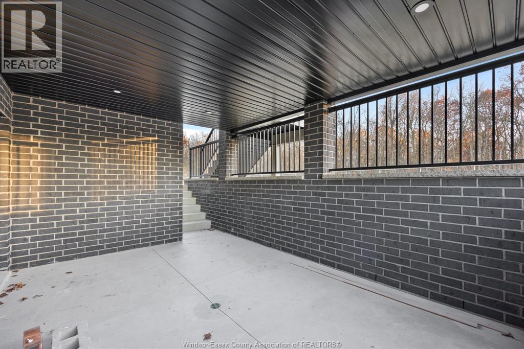 12169 Ducharme Lane Unit# Lower, Mcgregor, Ontario  N0R 1J0 - Photo 12 - 26005035