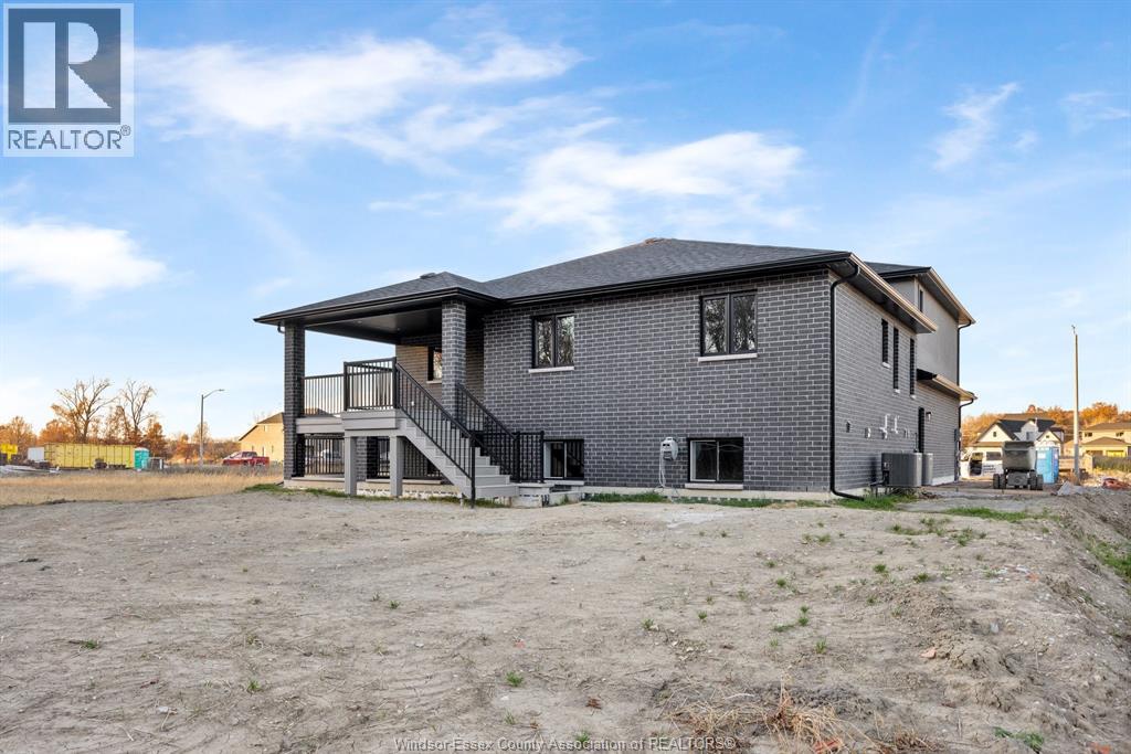 12169 Ducharme Lane Unit# Lower, Mcgregor, Ontario  N0R 1J0 - Photo 14 - 26005035