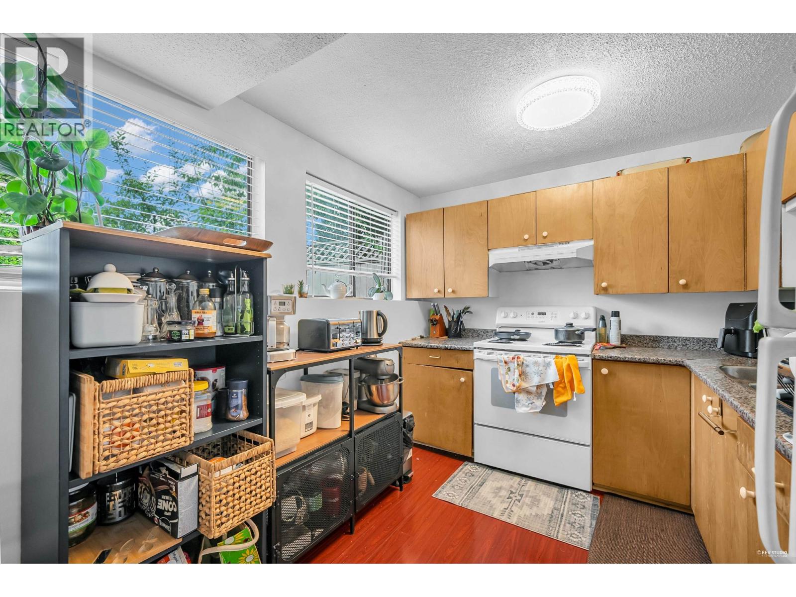 1112 Hansard Crescent, Coquitlam, British Columbia  V3C 4W7 - Photo 17 - R3098261