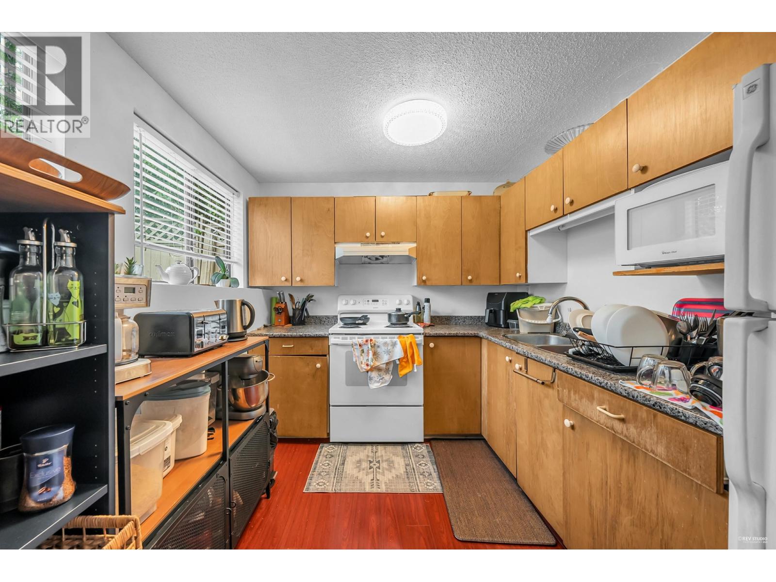 1112 Hansard Crescent, Coquitlam, British Columbia  V3C 4W7 - Photo 18 - R3098261