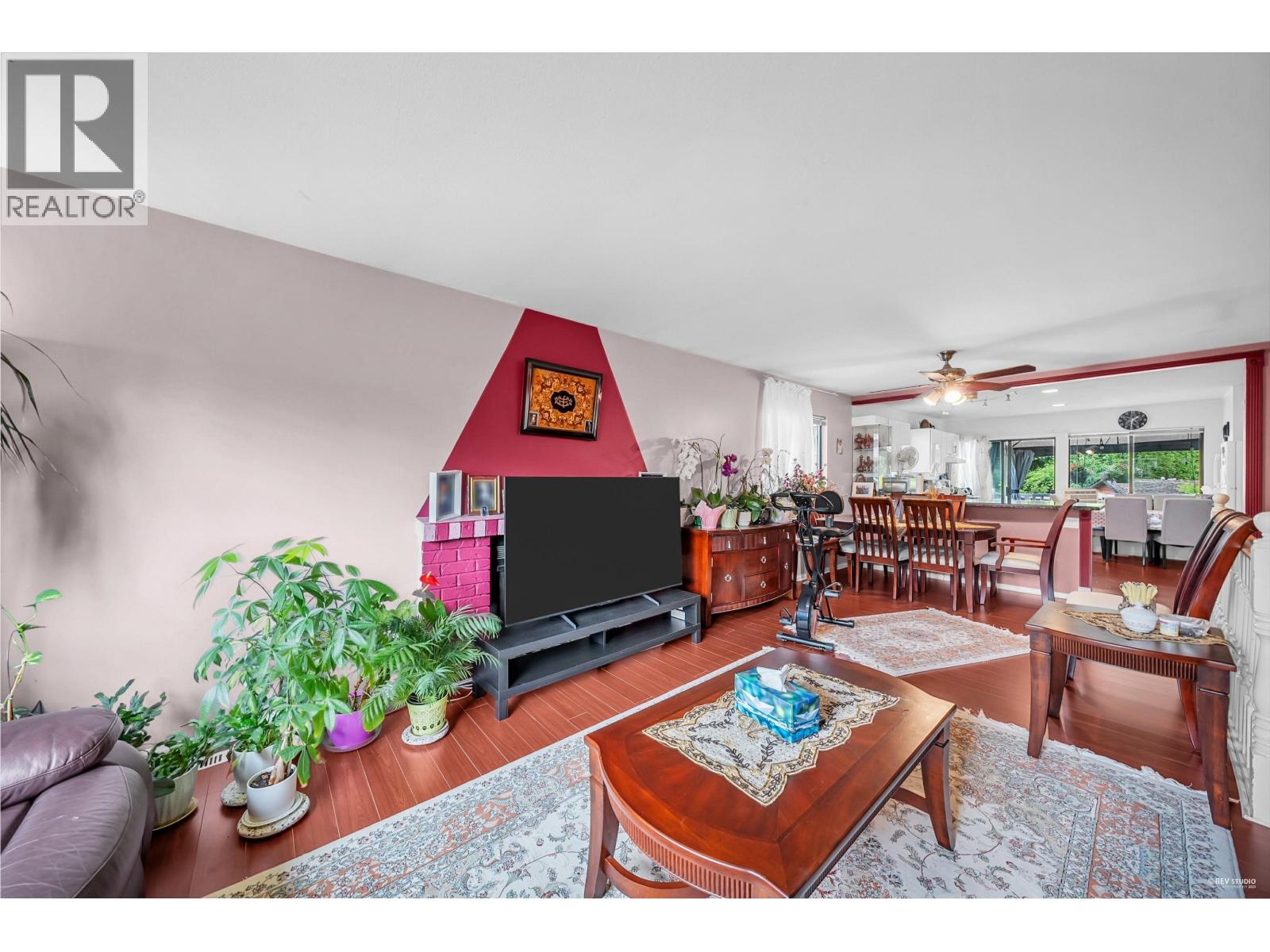 1112 Hansard Crescent, Coquitlam, British Columbia  V3C 4W7 - Photo 8 - R3098261